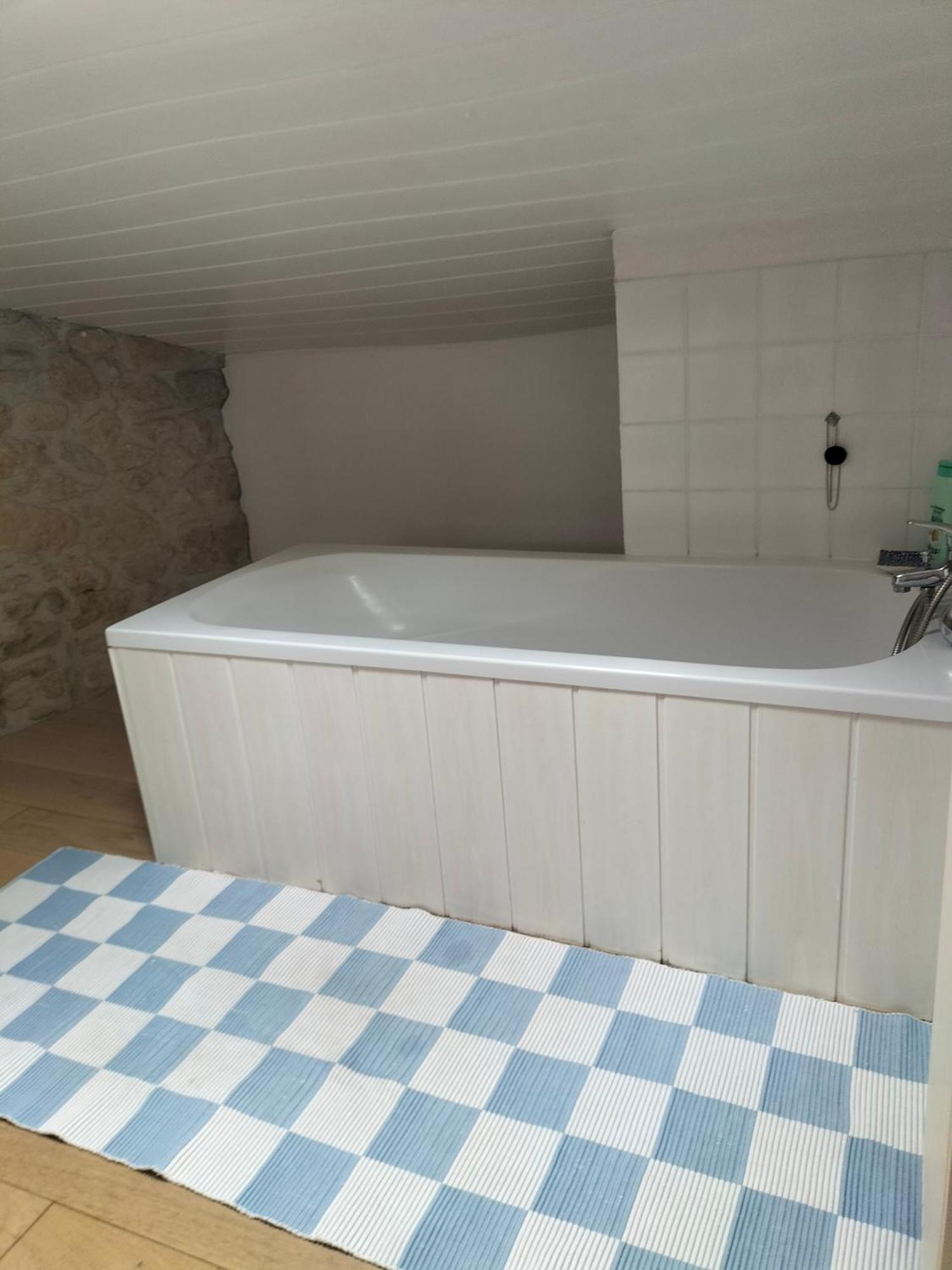 Chambres 2 Personnes Dans Notre Maison Girondine Saint-Martin-de-Lerm Экстерьер фото
